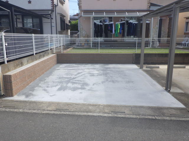 見沼区駐車場　完成.jpg